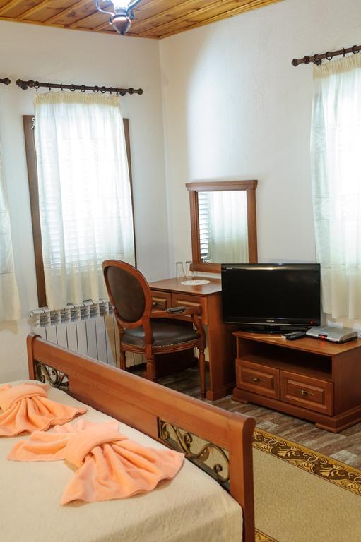 Family Hotel Dinchova Kushta Rozhen Phòng bức ảnh