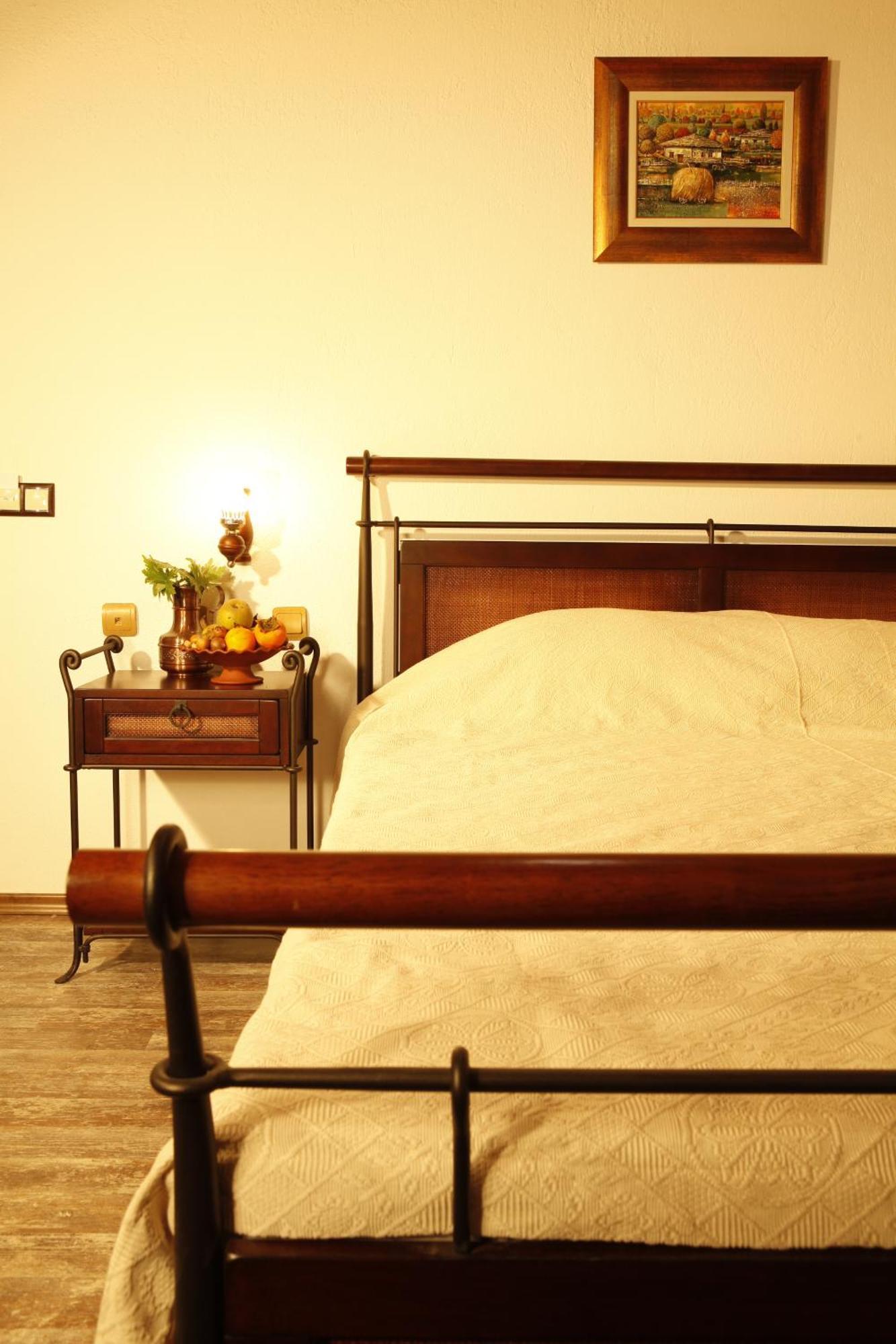 Family Hotel Dinchova Kushta Rozhen Ngoại thất bức ảnh