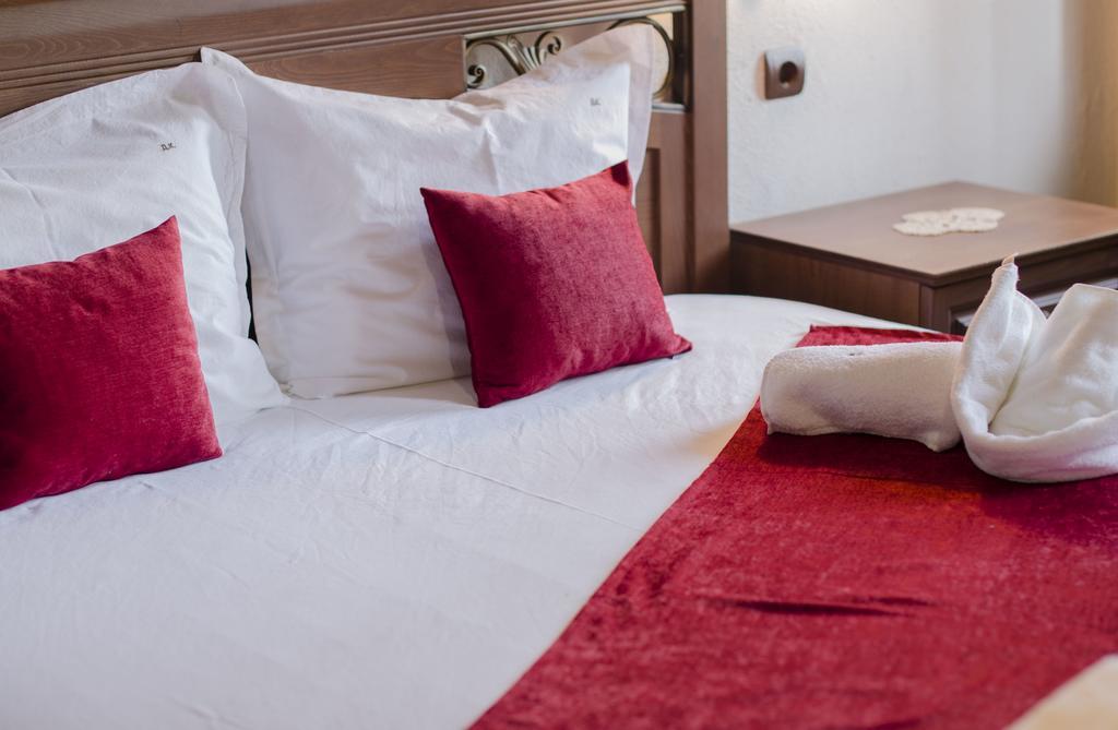 Family Hotel Dinchova Kushta Rozhen Ngoại thất bức ảnh