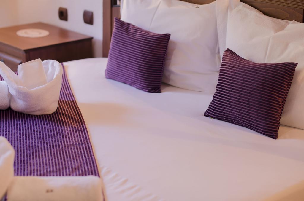 Family Hotel Dinchova Kushta Rozhen Ngoại thất bức ảnh