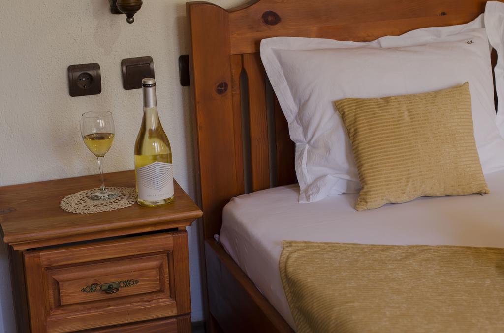 Family Hotel Dinchova Kushta Rozhen Ngoại thất bức ảnh